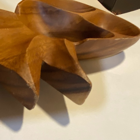 Wooden pineapple 3 section bowl, with minor defects, see pics. 12”x6 1/2” cute! - Picture 5 of 7